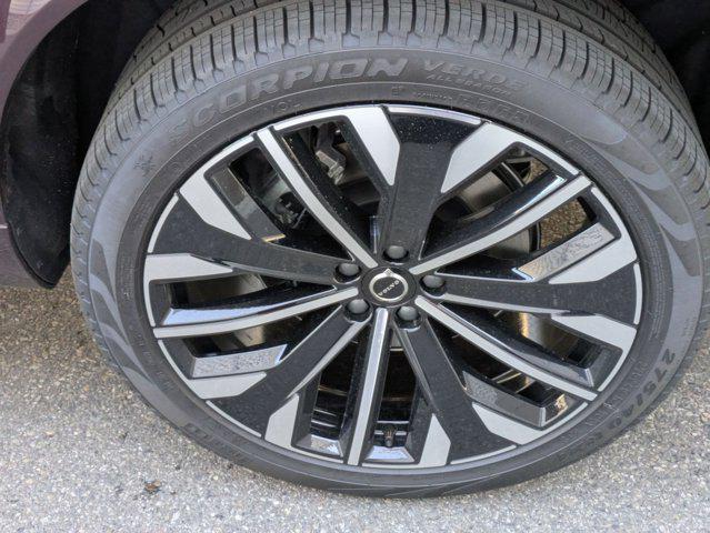 2026 Volvo XC90 Ultra Dark Theme, B6 AWD Gas (mild hybrid), Gasoline, 7 Seats