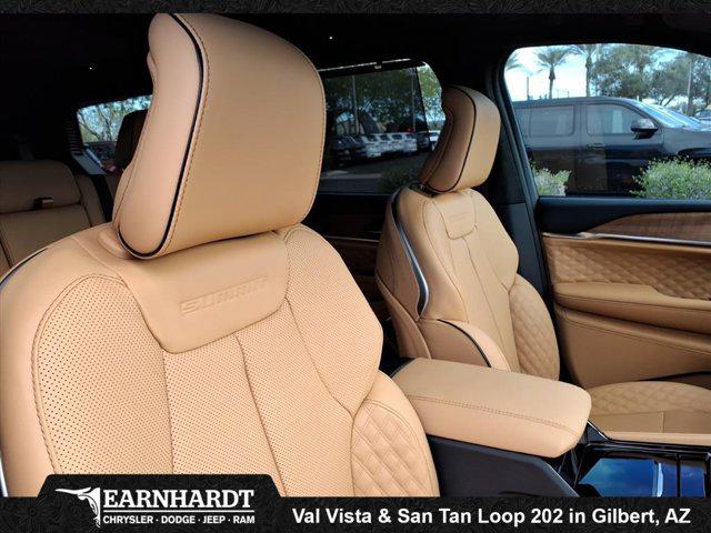 2025 Jeep Grand Cherokee L Summit Reserve 4x4