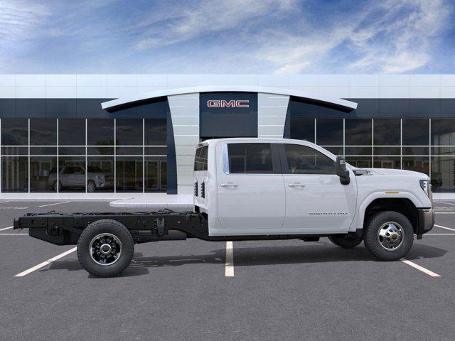 2026 GMC Sierra 3500HD CC SLE