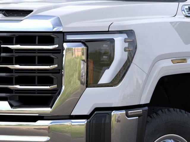 2026 GMC Sierra 3500HD CC SLE
