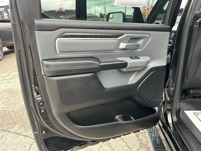 2022 Ram 1500 Big Horn Crew Cab 4x4 5'7" Box