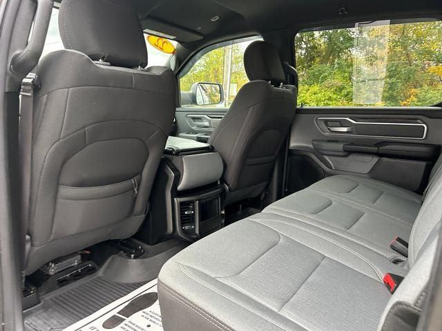 2022 Ram 1500 Big Horn Crew Cab 4x4 5'7" Box