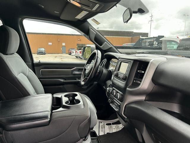 2022 Ram 1500 Big Horn Crew Cab 4x4 5'7" Box