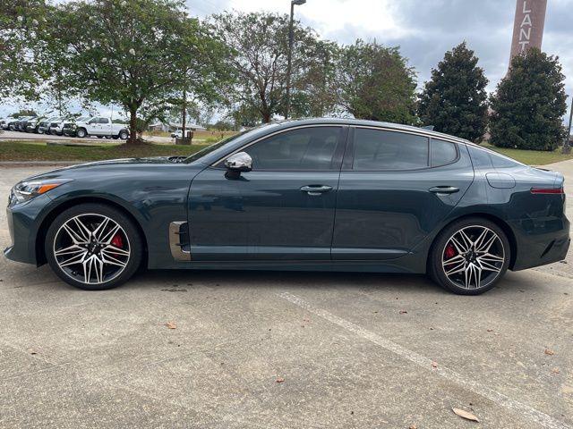 2022 Kia Stinger GT1