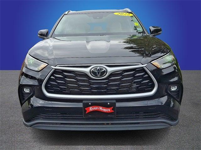 2022 Toyota Highlander XLE 2022 Toyota Highlander XLE