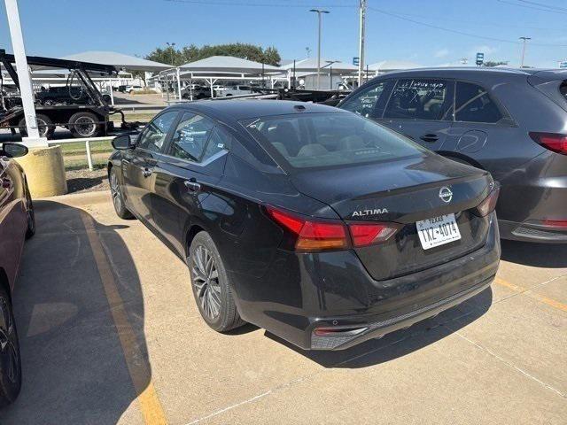 2024 Nissan Altima SV FWD