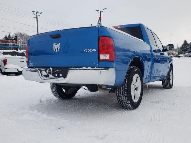 2024 RAM 1500 Classic SLT Quad Cab 4x4 64 Box