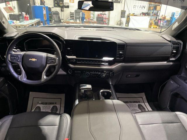 2023 Chevrolet Silverado 1500 4WD Crew Cab Short Bed LTZ 2023 Chevrolet Silverado 1500 4WD Crew Cab Short Bed LTZ