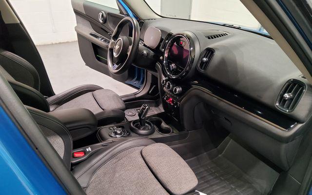 2023 MINI Cooper Countryman Classic