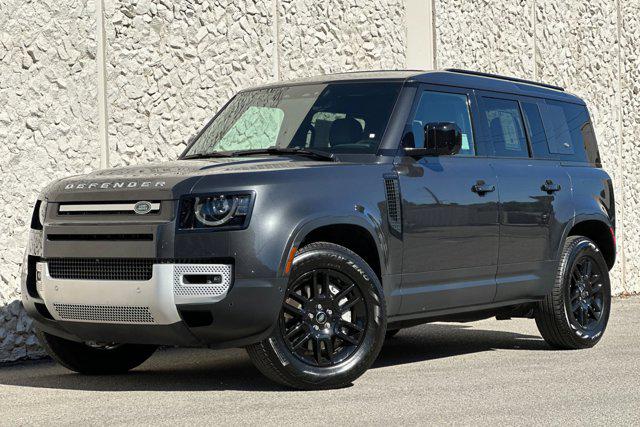 /2023 Land-Rover Defender