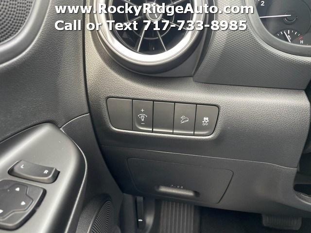 2023 Hyundai Kona SE