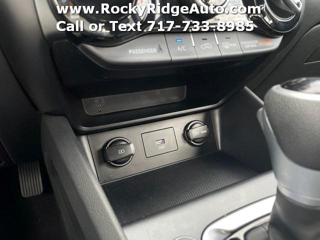 2023 Hyundai Kona SE
