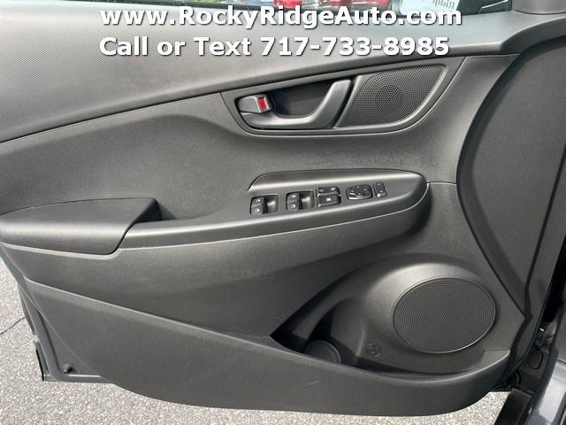 2023 Hyundai Kona SE