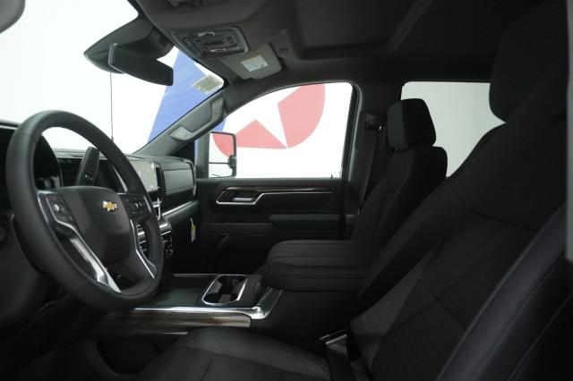 2026 Chevrolet Silverado 3500HD Crew Cab, Long Bed, LT Dual Rear Wheel, RWD