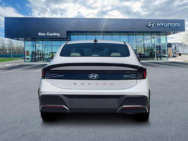2026 Hyundai Sonata SE