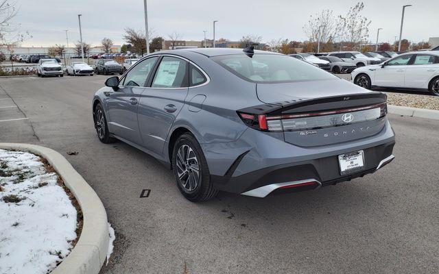 2026 Hyundai Sonata Hybrid Blue