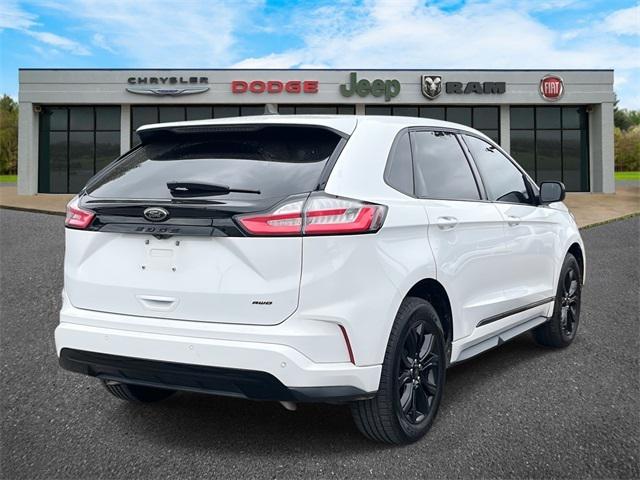 2022 Ford Edge SE