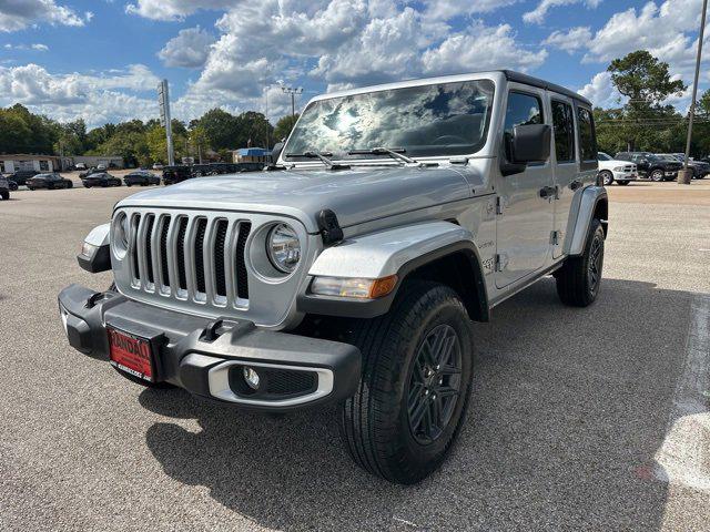 2023 Jeep Wrangler 4-Door Sahara 4x4 2023 Jeep Wrangler 4-Door Sahara 4x4