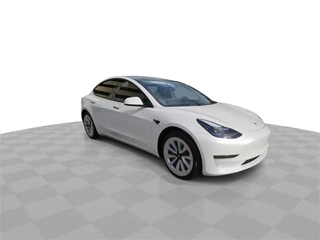 2022 Tesla Model 3 Rear-Wheel Drive 2022 Tesla Model 3 Rear-Wheel Drive