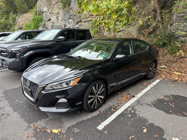 2020 Nissan Altima SR FWD