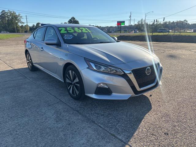 2022 Nissan Altima SV FWD
