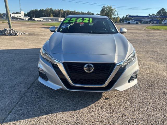 2022 Nissan Altima SV FWD