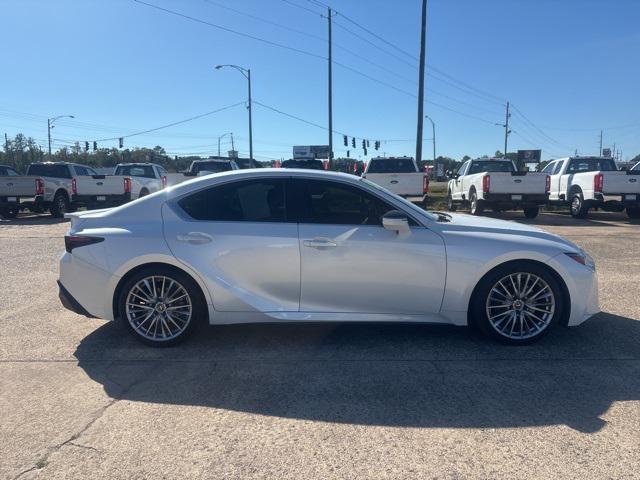 2022 Lexus IS 300 300 2022 Lexus IS 300 300