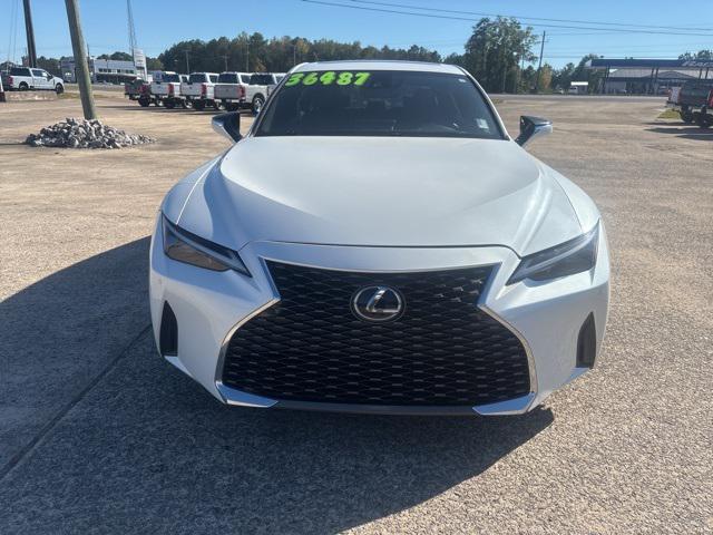 2022 Lexus IS 300 300 2022 Lexus IS 300 300