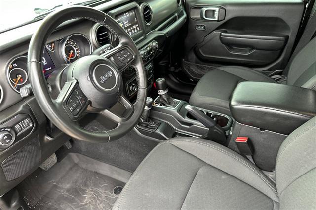 2022 Jeep Gladiator Willys 4x4 2022 Jeep Gladiator Willys 4x4