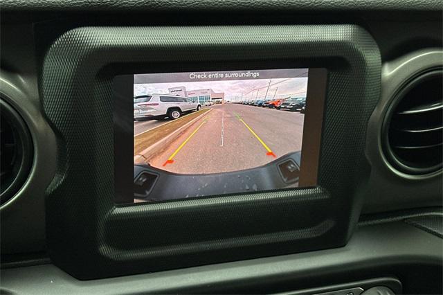 2022 Jeep Gladiator Willys 4x4 2022 Jeep Gladiator Willys 4x4