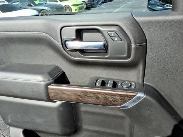 2021 Chevrolet Silverado 1500 4WD Crew Cab Short Bed RST