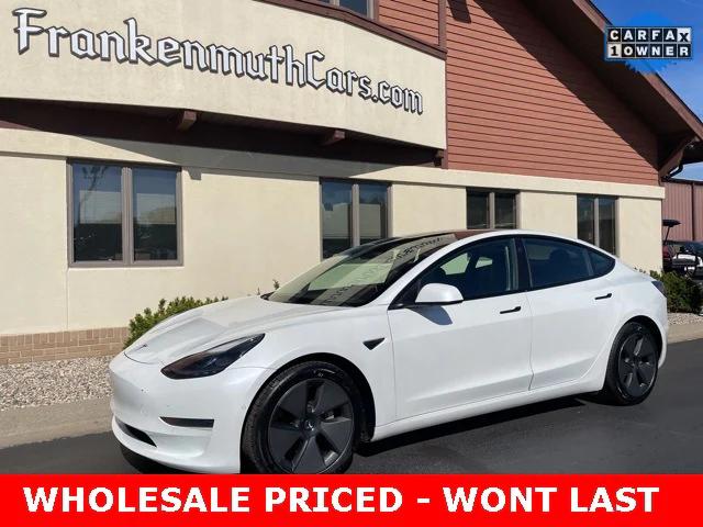 2021 Tesla Model 3 Standard Range Plus Rear-Wheel Drive