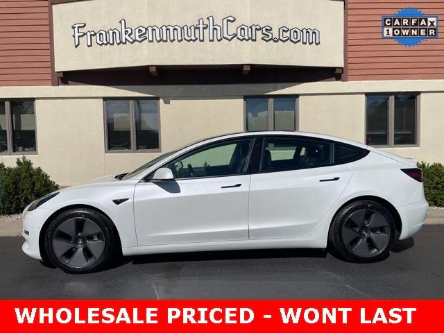 2021 Tesla Model 3 Standard Range Plus Rear-Wheel Drive