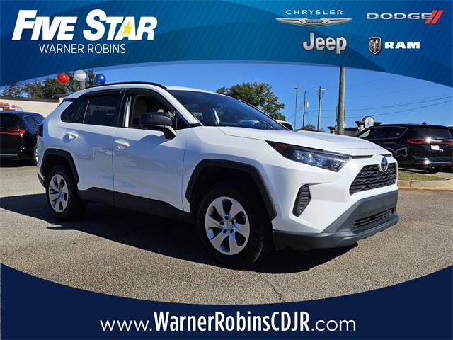 2020 Toyota RAV4 LE