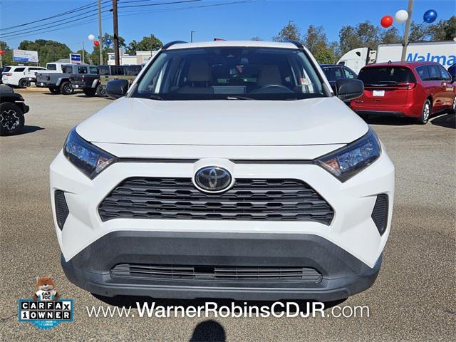 2020 Toyota RAV4 LE