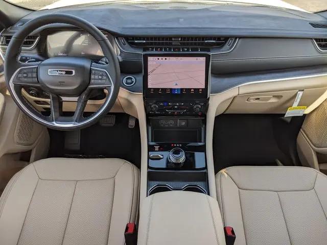 2025 Jeep Grand Cherokee Limited 4x4