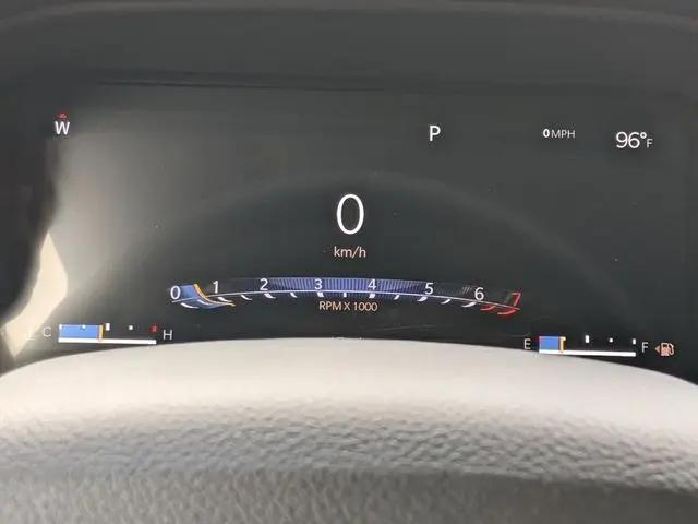 2025 Jeep Grand Cherokee Laredo 4x2