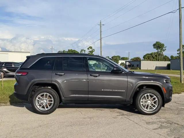 2025 Jeep Grand Cherokee Laredo X 4x2