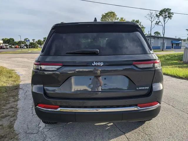 2025 Jeep Grand Cherokee Laredo X 4x2