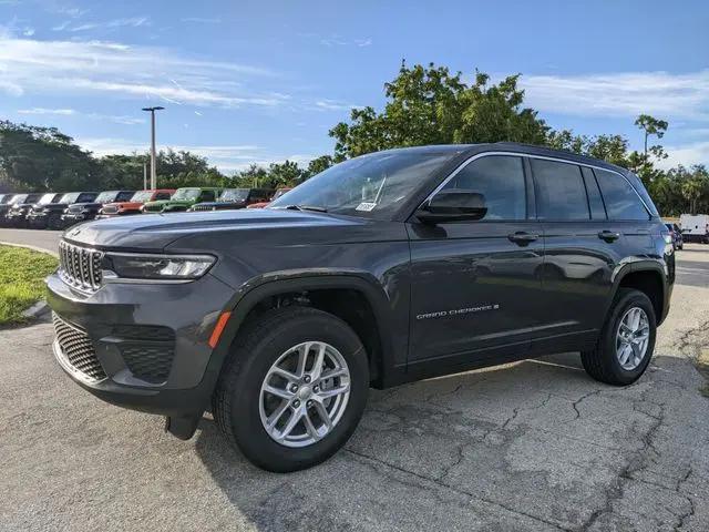 2025 Jeep Grand Cherokee Laredo X 4x2