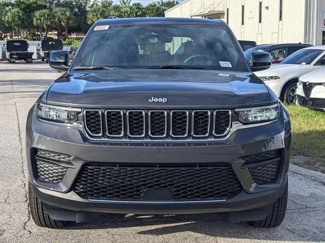 2025 Jeep Grand Cherokee Laredo X 4x2