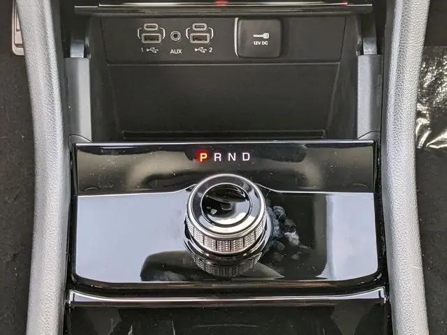 2025 Jeep Grand Cherokee Laredo X 4x2