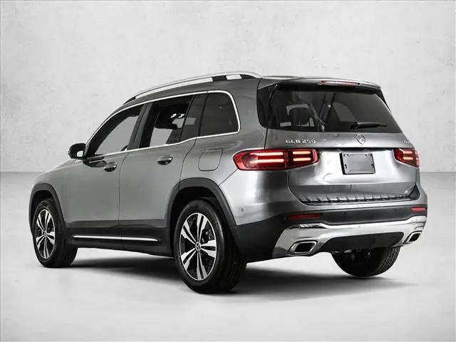 2026 Mercedes-Benz GLB 4MATIC