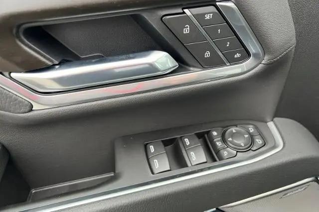 2026 GMC Sierra 2500HD Crew Cab, Standard Bed, Denali, 4WD