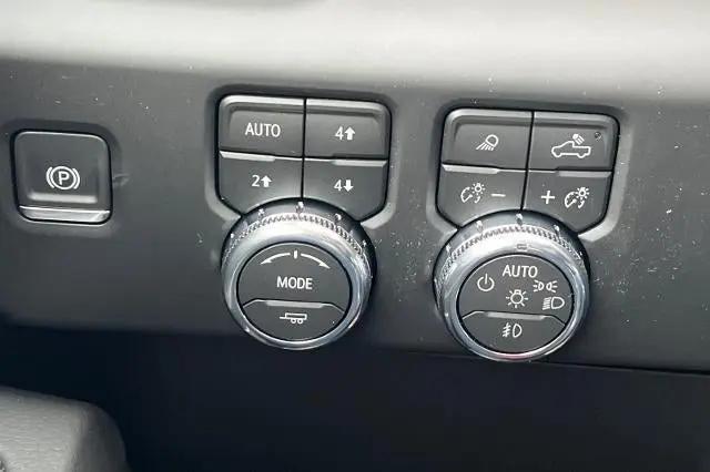 2026 GMC Sierra 2500HD Crew Cab, Standard Bed, Denali, 4WD