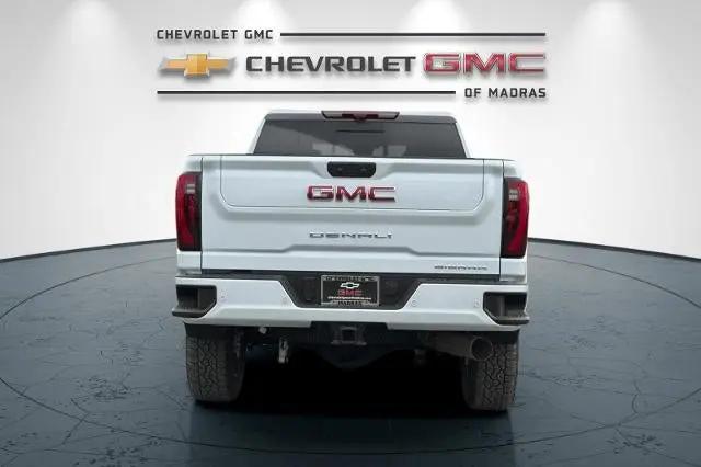 2026 GMC Sierra 2500HD Crew Cab, Standard Bed, Denali, 4WD