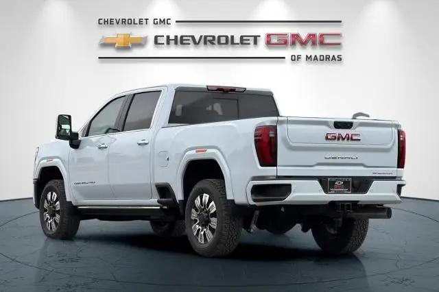 2026 GMC Sierra 2500HD Crew Cab, Standard Bed, Denali, 4WD