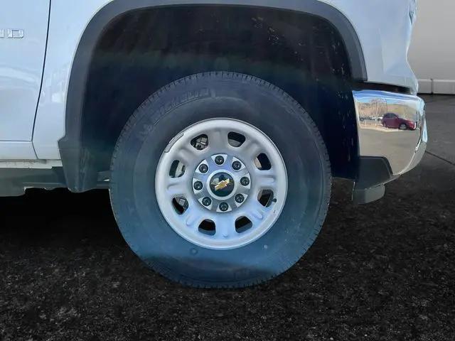 2025 Chevrolet Silverado 3500HD 4WD Double Cab Long Bed Work Truck