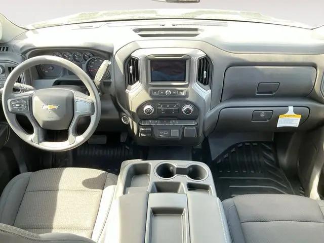 2025 Chevrolet Silverado 3500HD 4WD Double Cab Long Bed Work Truck