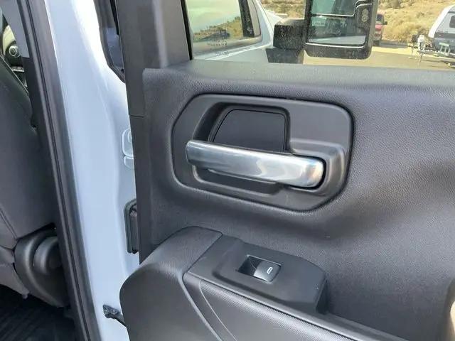 2025 Chevrolet Silverado 3500HD 4WD Double Cab Long Bed Work Truck